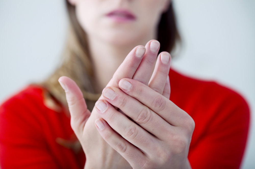 Reumatoid arthritis 6 oka, 5 tünete és 13 kezelési módja